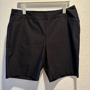 Chico's So Slimming Pull-On Sleek Black Shorts 2.5 Short